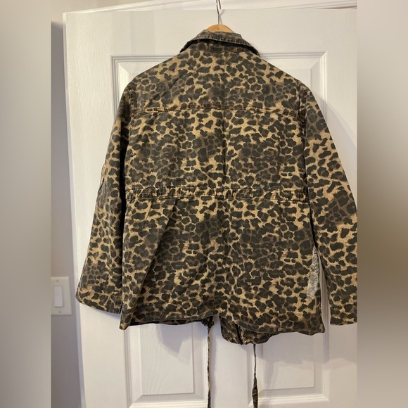 BNWOT  POL Leopard Print Utility Jacket - Picture 4 of 10
